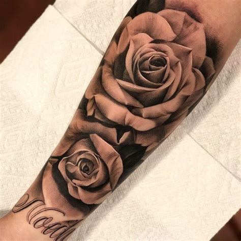 Mejores Tatuajes de Rosas para Hombres 2024